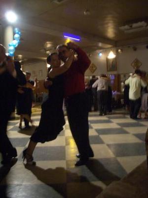 20070225211552-glorias.jpg